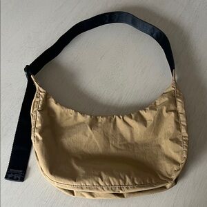 Baggu Medium Crescent Crossbody